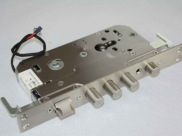 克拉玛依24小时上门开锁公司